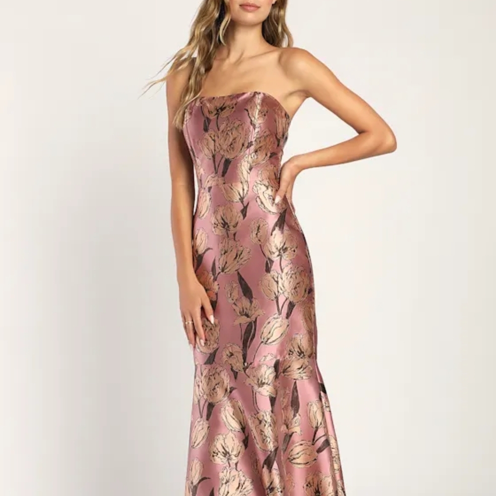 Elegant Floral Strapless Dress